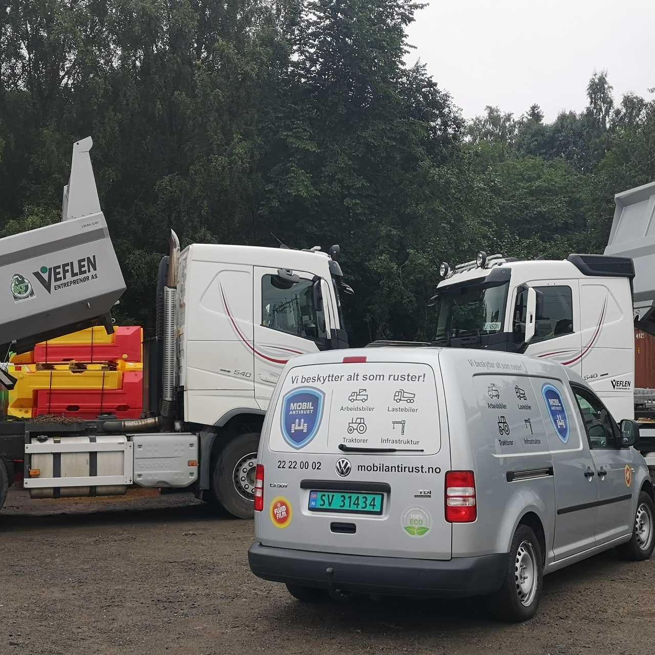 trucks-near
